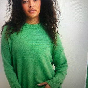 ISO- Aerie Unreal Sweater in Green Size XXS or XS